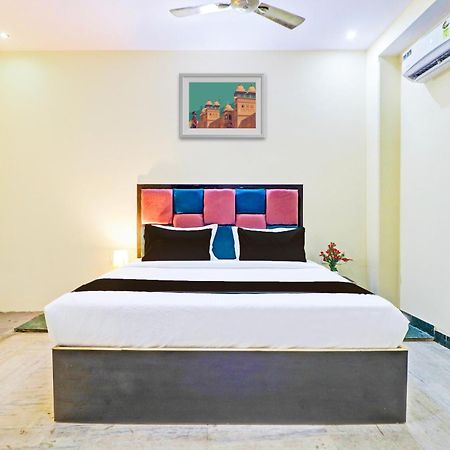 Hotel O Mansarover Inn New Delhi Buitenkant foto
